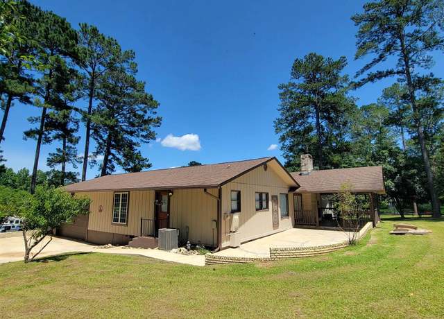 Property at 9 Pine Level Dr, Hawkinsville, GA 31036, 4 beds, 3.5 baths