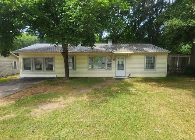 Property at 239 Ward St, Warner Robins, GA 31093, 3 beds, 1 bath