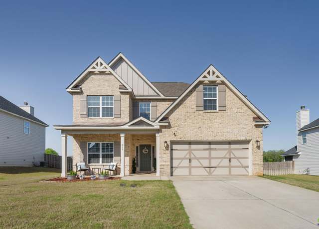 Property at 215 Shoshone Cir, Kathleen, GA 31047, 5 beds, 3 baths