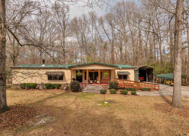 Property at 151 Glen Oaks Rd, Perry, GA 31069, 3 beds, 2 baths