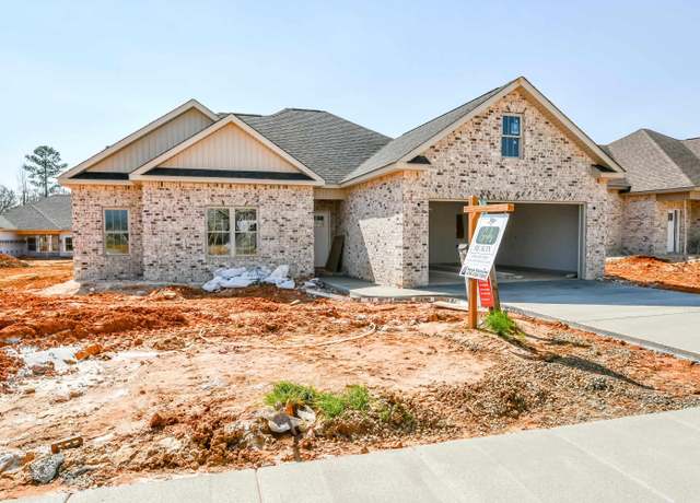 Property at 103 Forest Haven Way Dr, Kathleen, GA 31047, 3 beds, 2 baths