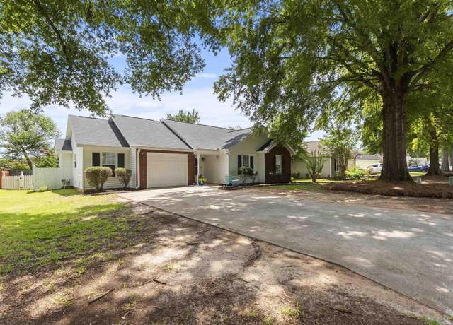 Property at 110 Mayfair Cir Cir, Warner Robins, GA 31093, 3 beds, 2 baths