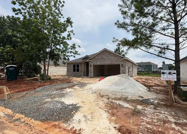 Property at 111 Mayberry Ln, Warner Robins, GA 31093, 3 beds, 2 baths
