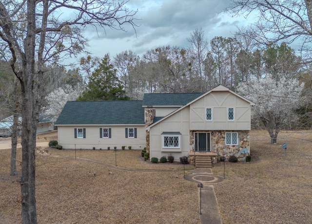 Property at 12701 Hwy 96 E, Fort Valley, GA 31030, 4 beds, 3.5 baths