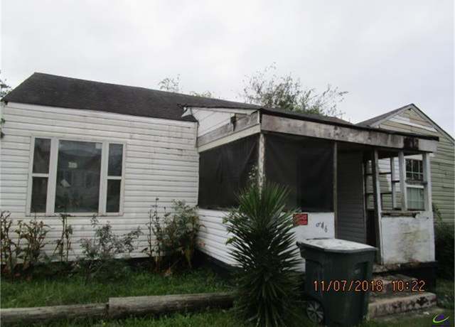 Property at 946 Ponce De Leon Cir, Macon, GA 31206, 3 beds, 2 baths