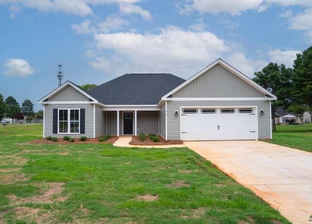 Property at 413 Longhorn Trl, Perry, GA 31069, 4 beds, 2 baths