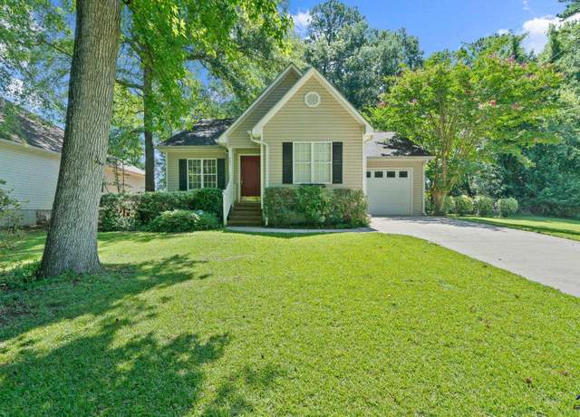 Property at 605 Brooks St, Macon, GA 31204, 3 beds, 2 baths