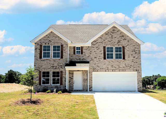 Property at 314 Davis Place Dr, Warner Robins, GA 31088, 5 beds, 3 baths