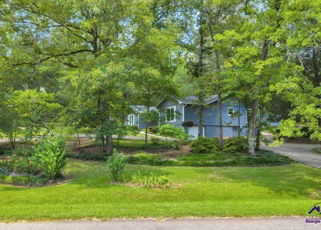 Property at 909 Cochran Dr Dr, Byron, GA 31008, 3 beds, 2 baths
