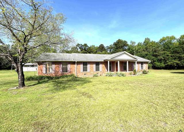 Property at 1293 N Highway 87 Hwy, Cochran, GA 31014, 3 beds, 2 baths