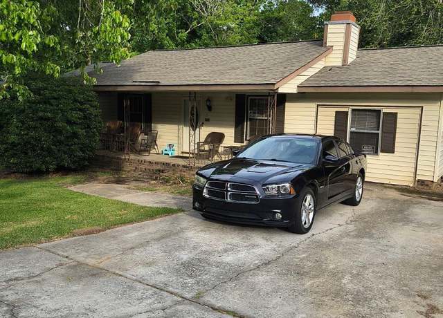 Property at 4726 Pine Valley Dr, Macon, GA 31210, 4 beds, 2 baths