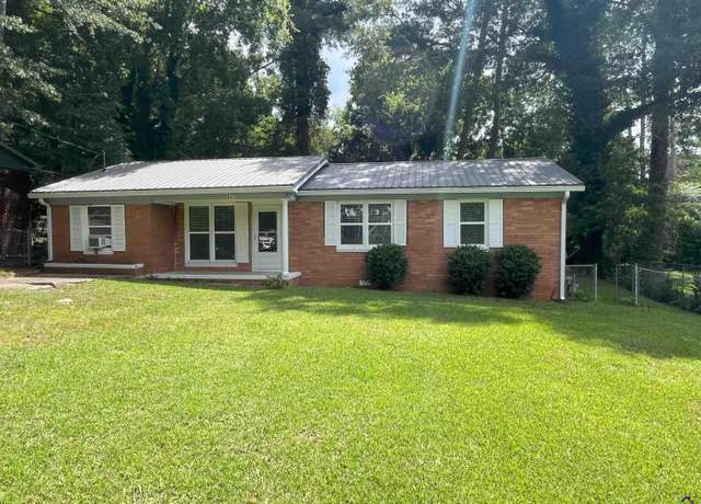 Property at 3347 Thunderbird Rd, Macon, GA 31211, 3 beds, 2 baths