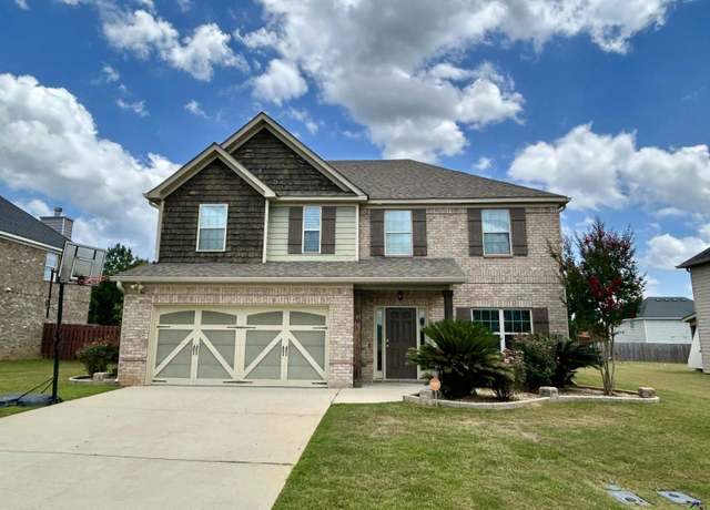Property at 405 Rolling Acres Dr, Kathleen, GA 31047, 4 beds, 2.5 baths