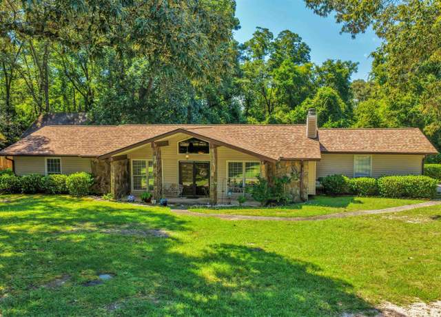 Property at 104 Cedar Glen Ct, Centerville, GA 31028, 3 beds, 2 baths