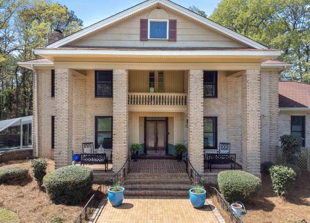 Property at 500 Beverly Dr, Bonaire, GA 31005, 5 beds, 4.5 baths