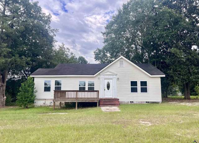 Property at 534 Soperton Hwy, Eastman, GA 31023, 3 beds, 2 baths
