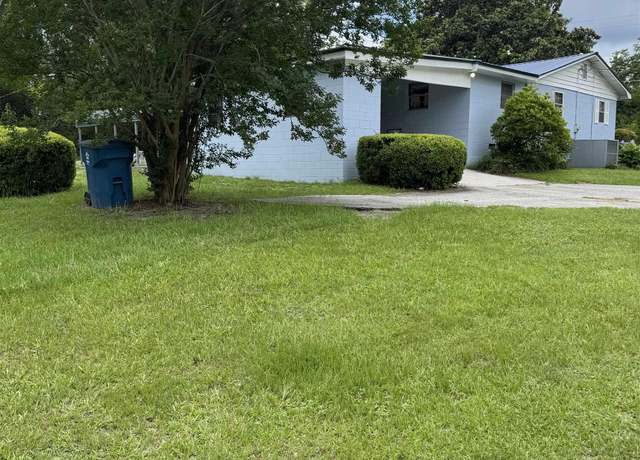 Property at 46 Third Ave, Mcrae, GA 31055, 5 beds, 2 baths