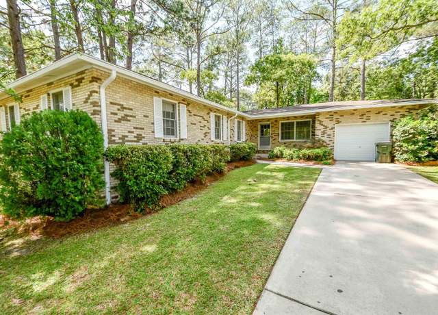 Property at 409 Ashby Way Way, Warner Robins, GA 31088, 5 beds, 2 baths