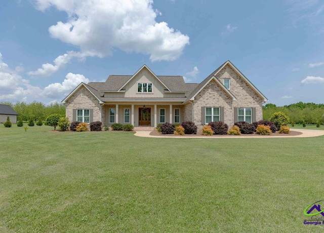 Property at 122 Canter Dr, Perry, GA 31069, 4 beds, 3.5 baths