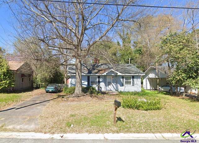 Property at 914 Mcarthur Blvd, Warner Robins, GA 31093, 2 beds, 1 bath
