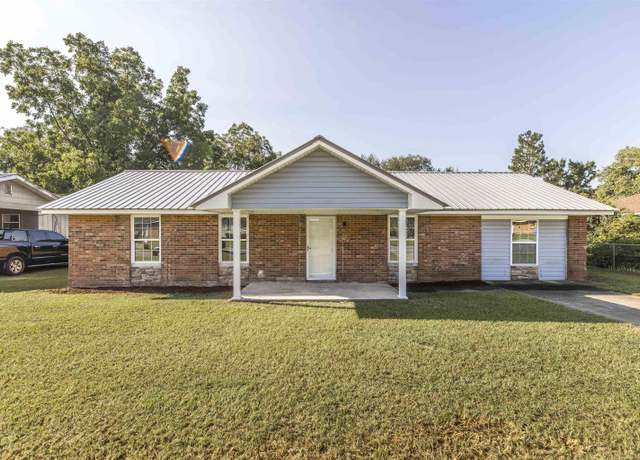 Property at 112 Cascade Cir, Dublin, GA 31021, 3 beds, 2 baths