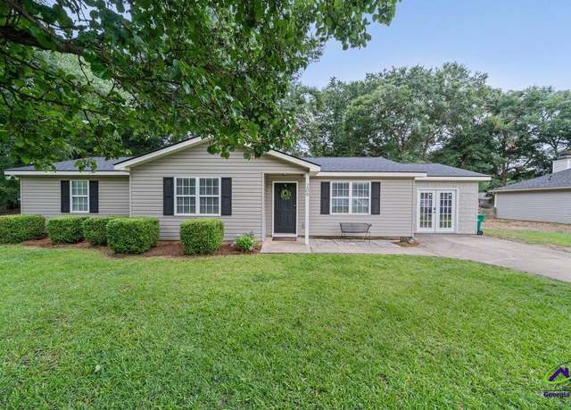 Property at 209 Annas Way, Perry, GA 31069, 3 beds, 2 baths
