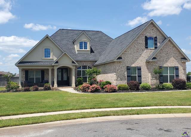 Property at 310 Emily Maygan Dr, Warner Robins, GA 31088, 4 beds, 3.5 baths