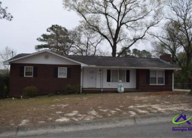 Property at 102 Shelia Dr Dr, Warner Robins, GA 31088, 3 beds, 2 baths