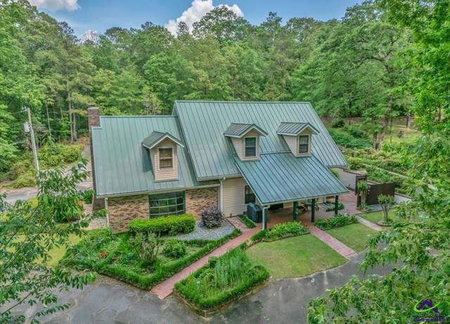 Property at 124 Joy Dr, Warner Robins, GA 31088, 4 beds, 3 baths