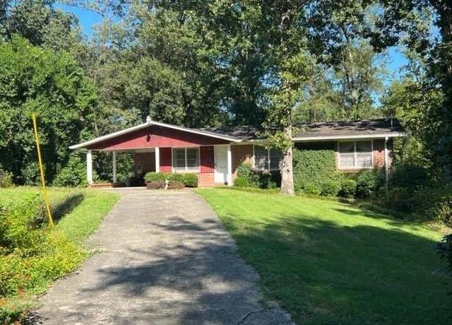 Property at 2781 N Pierce Dr, Macon, GA 31204, 3 beds, 2 baths