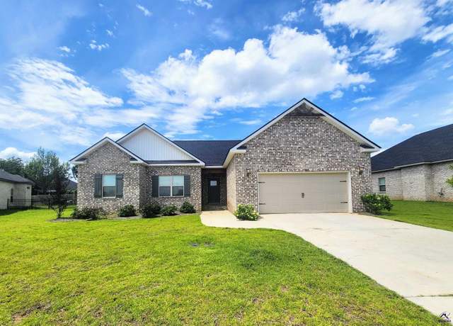 Property at 106 Raspberry Trl, Perry, GA 31069, 4 beds, 2 baths