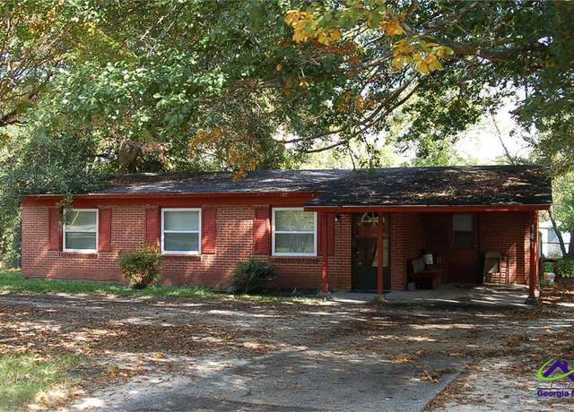 Property at 141 Edna Pl, Warner Robins, GA 31093, 3 beds, 1.5 baths