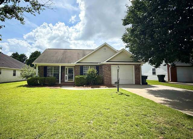 Property at 448 Falkirk Dr, Warner Robins, GA 31088, 3 beds, 2 baths