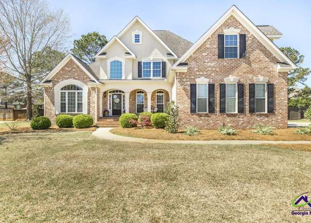 Property at 219 Avondale Circle Cir, Warner Robins, GA 31088, 4 beds, 3.5 baths