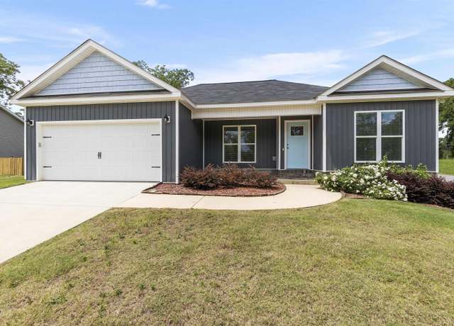 Property at 115 Plantation Dr, Cochran, GA 31014, 3 beds, 2 baths