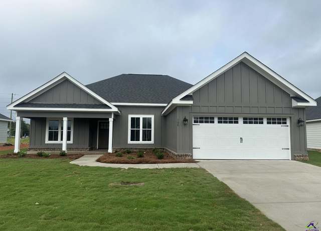 Property at 108 Nash Trl, Perry, GA 31069, 3 beds, 2 baths