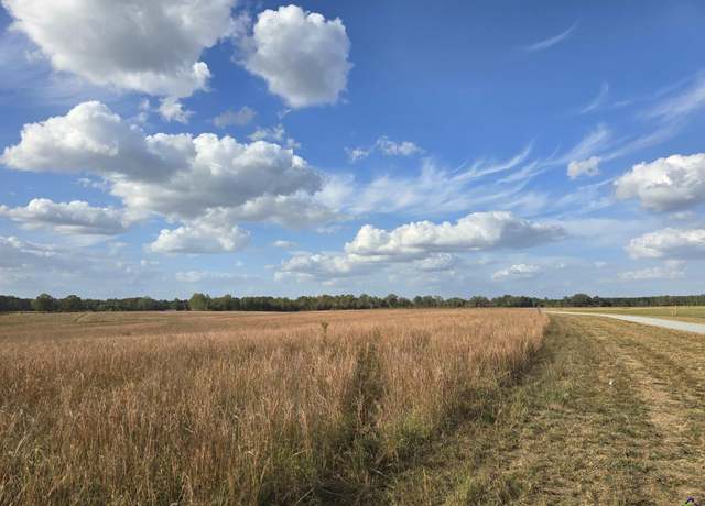 Property at 15 Hay Field Rd Rd, Cochran, GA 31014