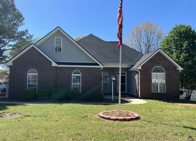 Property at 148 Gleneagle Dr, Byron, GA 31008, 3 beds, 2 baths
