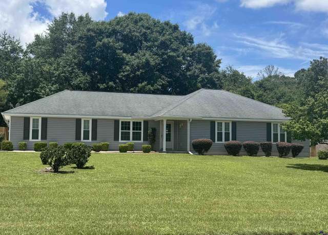 Property at 105 Shadow Lane Ln, Warner Robins, GA 31088, 3 beds, 2 baths