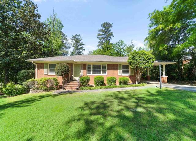 Property at 718 Dogwood Cir, Macon, GA 31210, 3 beds, 1.5 baths