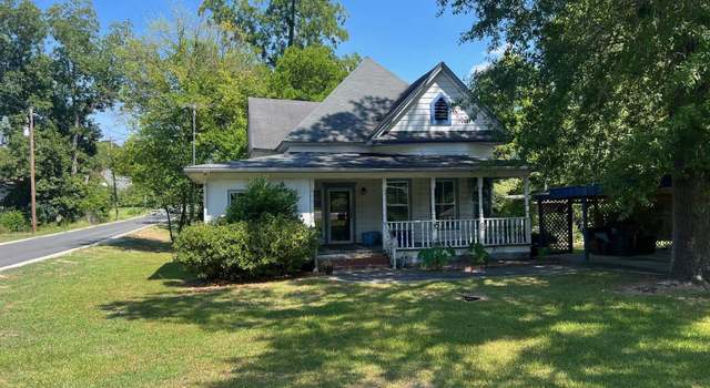 Photo of 45 S Collins St, Reynolds, GA 31076