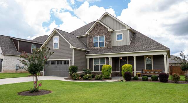 Photo of 305 Perth Ct, Warner Robins, GA 31088