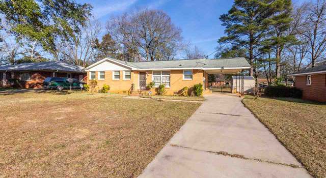 Photo of 504 Parkwood Dr, Warner Robins, GA 31093
