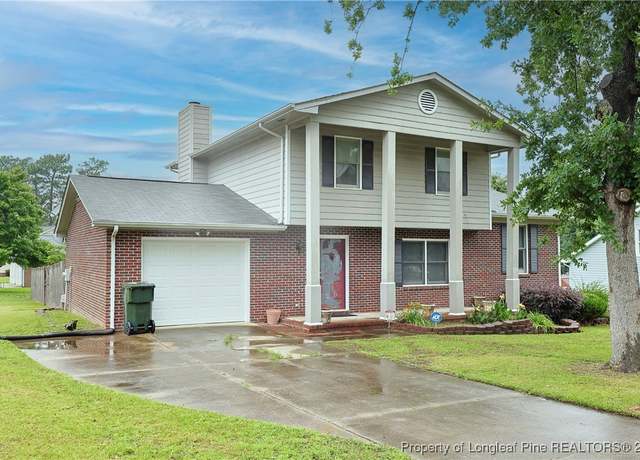 Property at 874 Santiato Dr, Fayetteville, NC 28314, 3 beds, 2.5 baths
