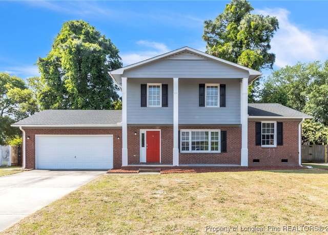 Property at 4025 Polk Dr, Hope Mills, NC 28348, 3 beds, 2.5 baths