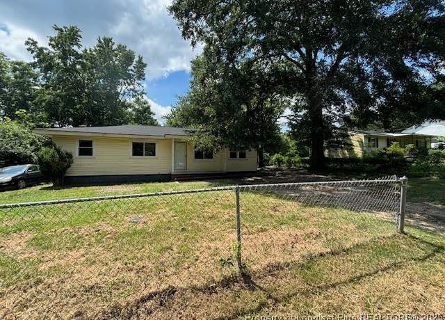 Property at 114 Leona Ave, Fayetteville, NC 28314, 3 beds, 1 bath