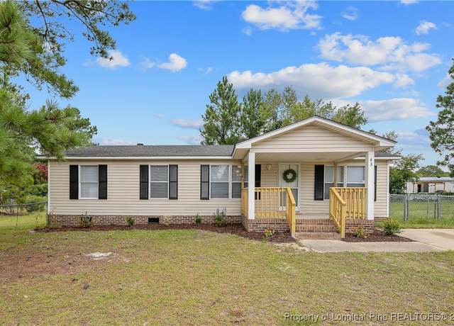 Property at 43 Columbus Cts, Spring Lake, NC 28390, 3 beds, 2 baths