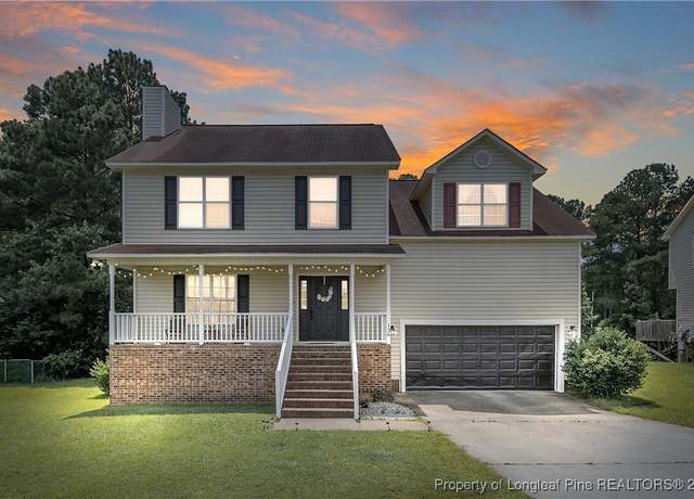 Property at 136 Kristin Ave, Spring Lake, NC 28390, 3 beds, 2.5 baths