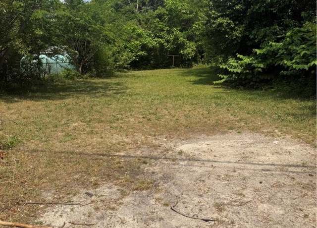 Property at 117 6th St, Spring Lake, NC 28314