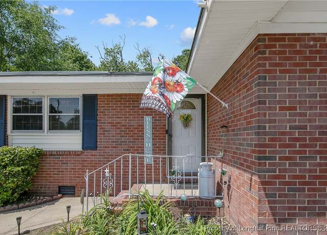 Property at 1810 Ashton Rd, Fayetteville, NC 28304, 3 beds, 1.5 baths